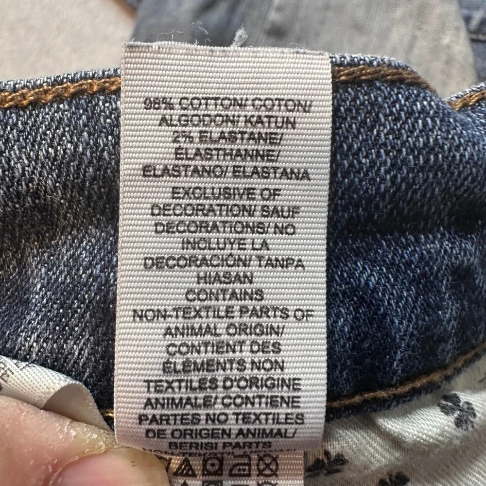Lucky Brand Jeans Mens 36x32 (36x30)‎ Blue 221 Straight Distressed Denim 7MC1030